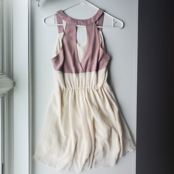 windsor cream dress with mauve back - Picture 2 of 2